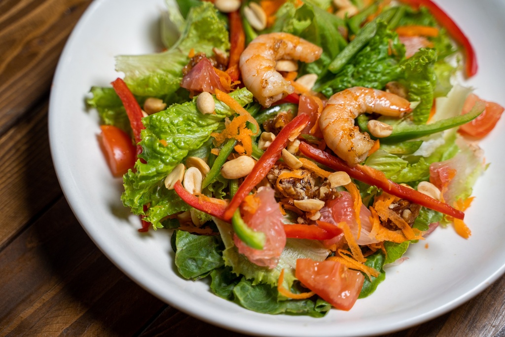 Pomelo Shrimp Salad Tray